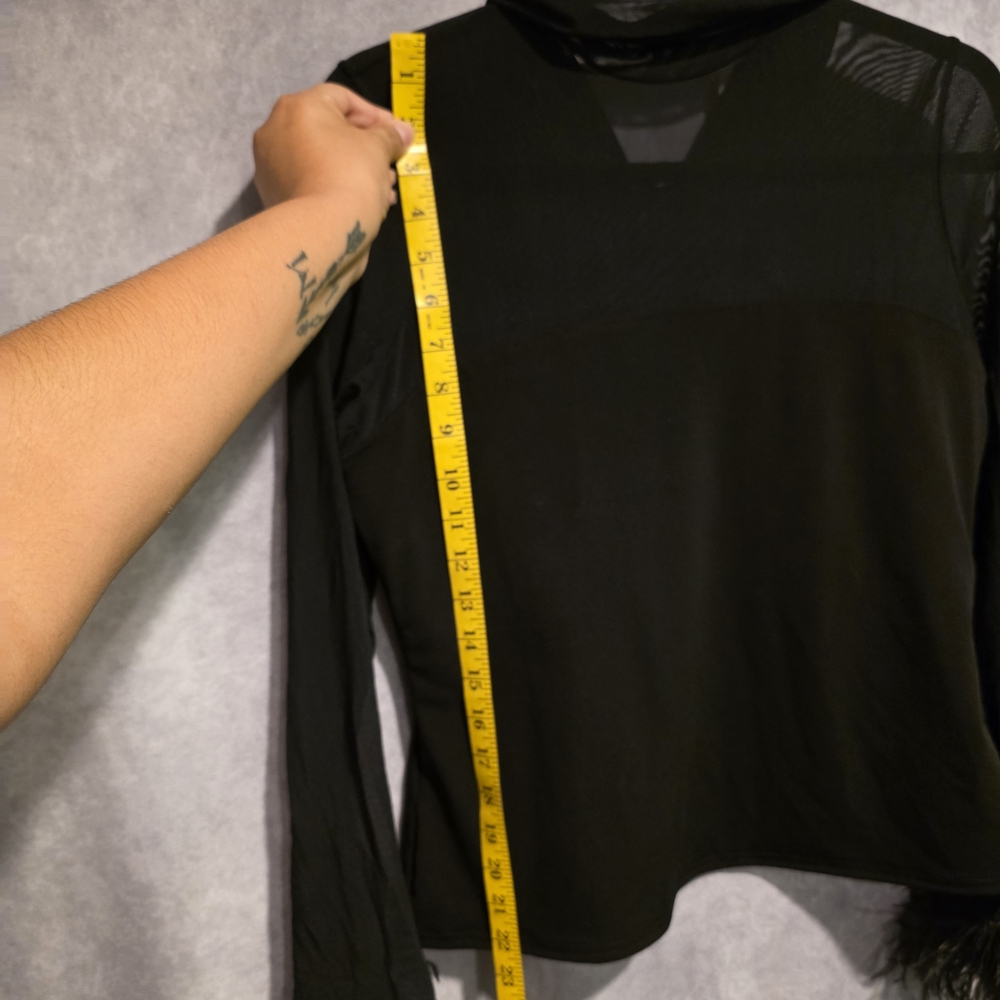 Cinq à Sept Black Mesh Feather Cuff Top - Picture 9 of 10